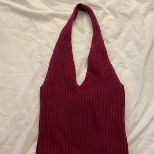 Maroon halter!